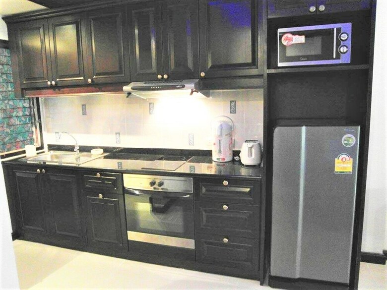 Residencia Large Studio Baan Suan Lalana