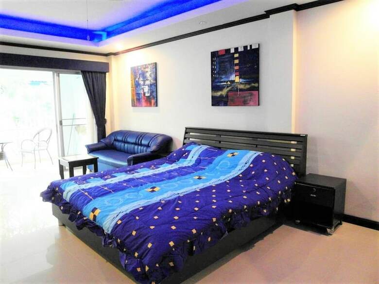 Residencia Large Studio Baan Suan Lalana