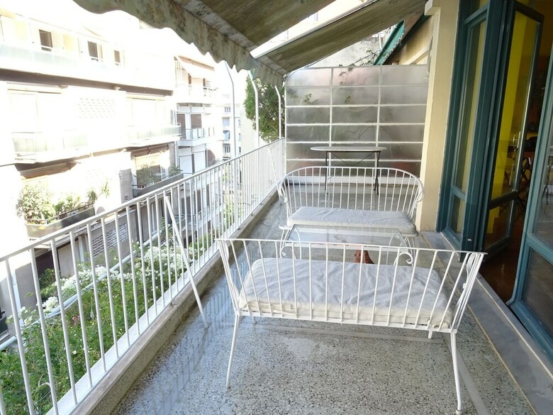 Superb Location Athenian Apartment