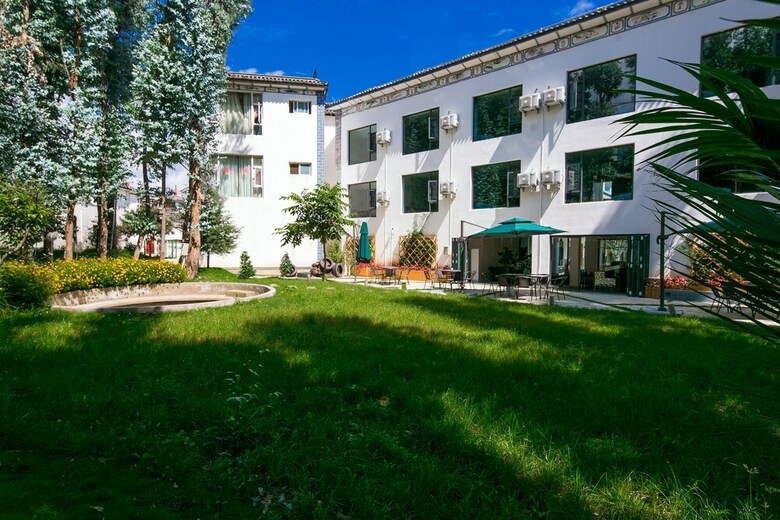 Dali Ancient City Fanju Hotel