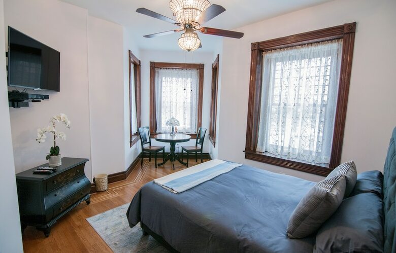 George Washington Wood Bed & Breakfast