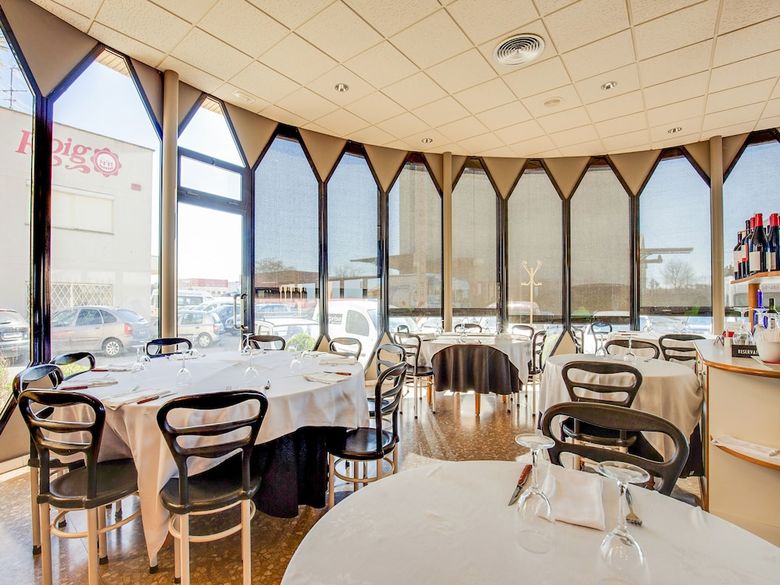 Oyo Hotel Restaurante Blanc I Negre 2