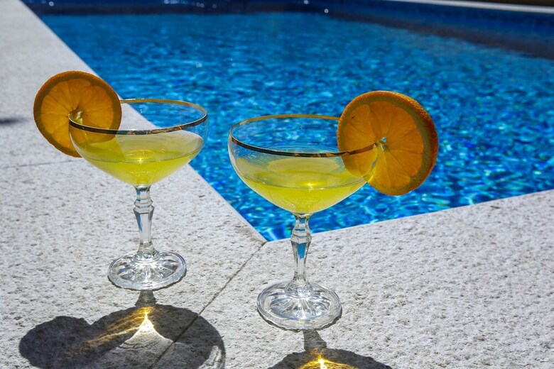 Pool Apartments Tolo