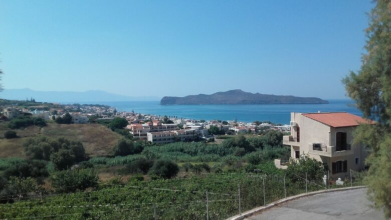 Iro's Sea View Apartments