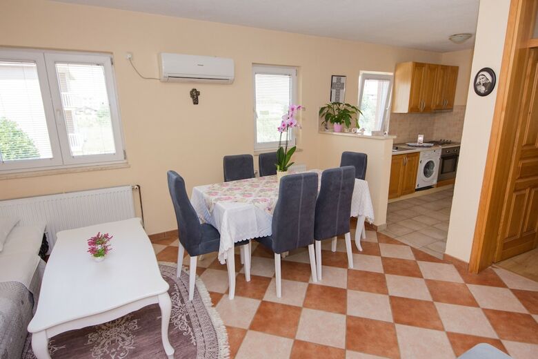 Soljic Apartments