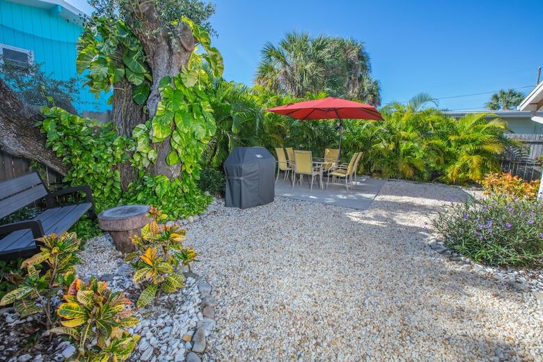 Apartamentos Indian Rocks Beach Suites