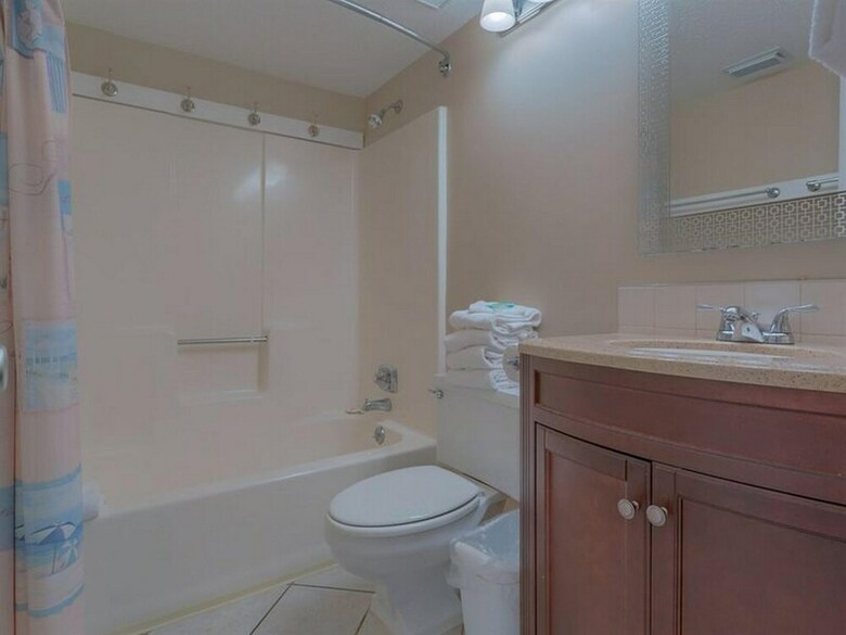 Castaways By Meyer Vacation Rentals