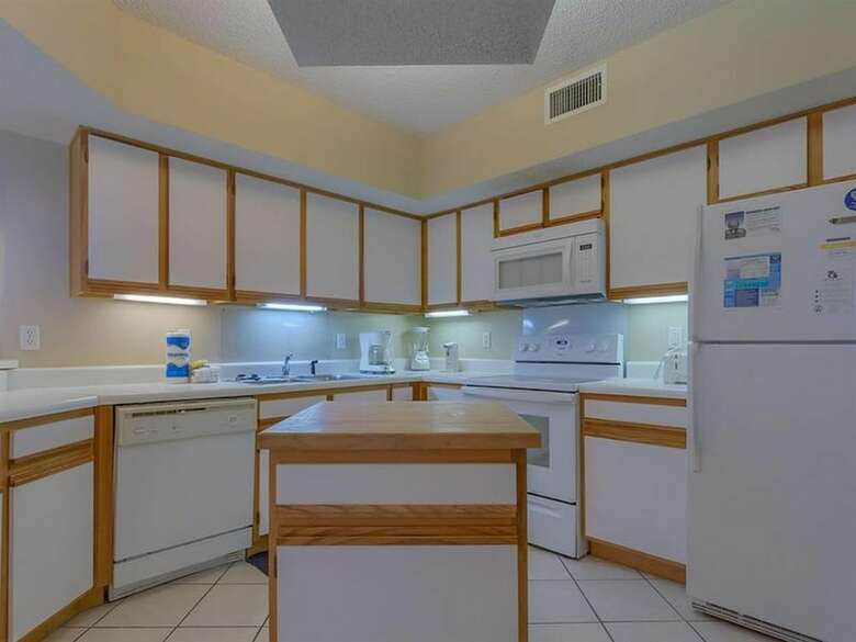 Pelican Pointe By Meyer Vacation Rentals