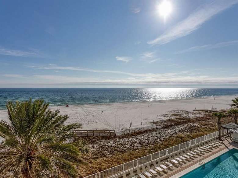 Pelican Pointe By Meyer Vacation Rentals