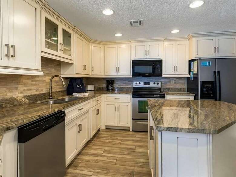 The Palms By Meyer Vacation Rentals