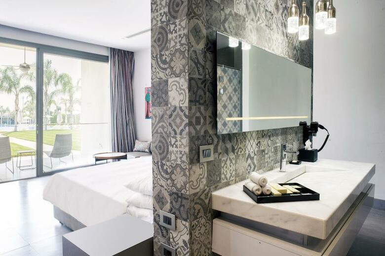 Hotel Dusit Thani Lakeview Cairo