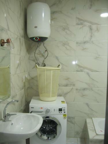 Three-bedroom Apartment At Nazlet El Semman