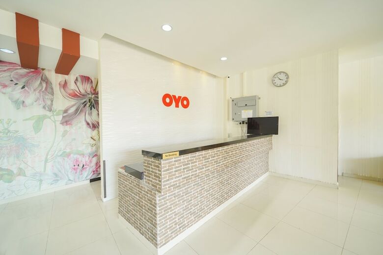 Oyo 89912 Jma Ferringhi Beach Hotel