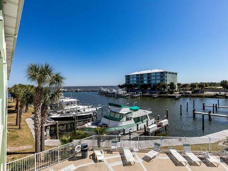 Navy Cove Harbor By Meyer Vacation Rentals