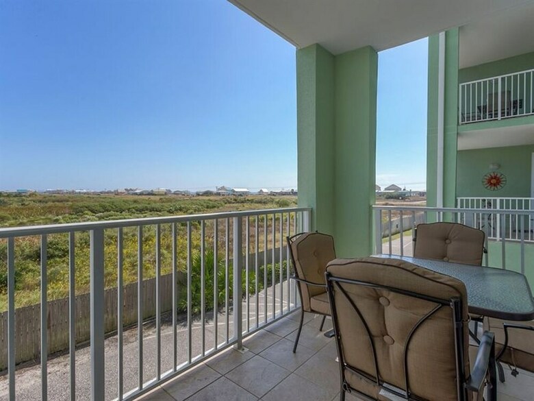 Navy Cove Harbor By Meyer Vacation Rentals