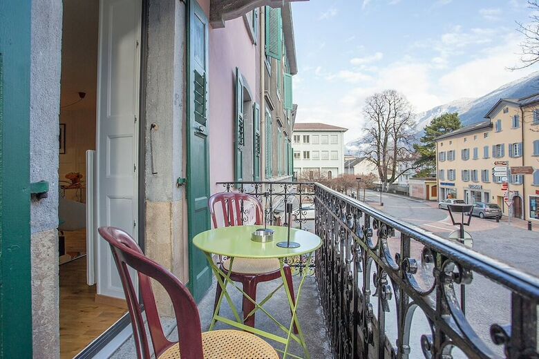 Hotel Midi Guestrooms