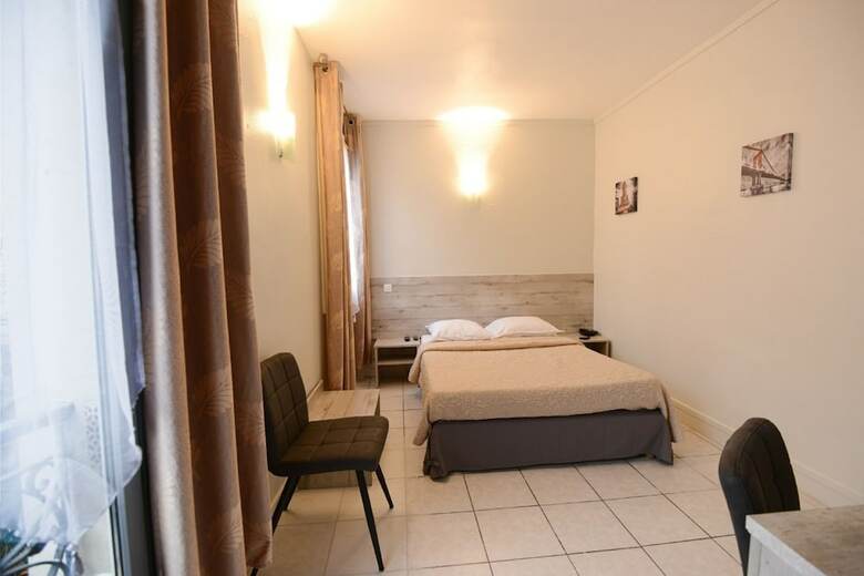 Hotel H�tel Du Montlouis