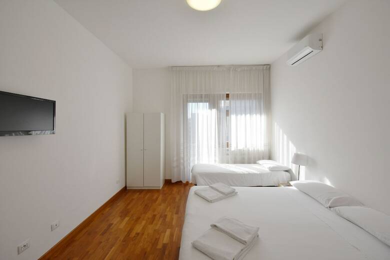 Hotel Nice & Warm Rooms
