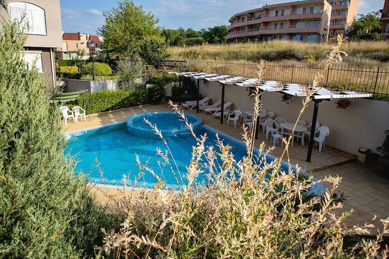 Fm Premium 1-bdr Apartment With Pool & Parking - Summertime