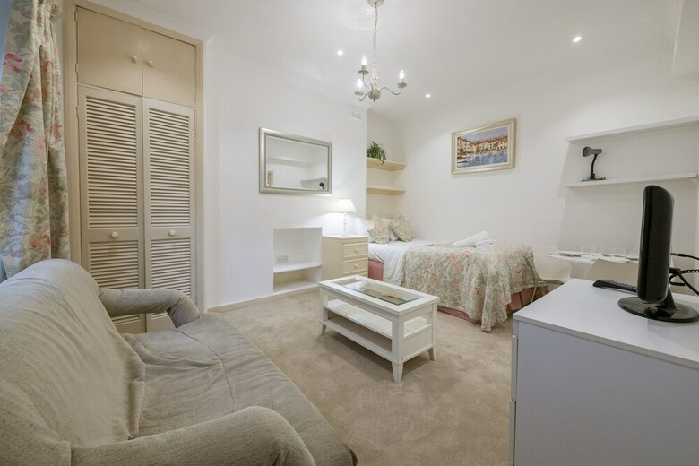 Hyde Park Serviced Apartments