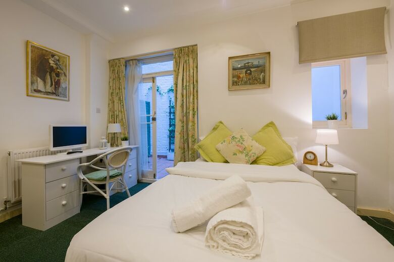 Hyde Park Serviced Apartments