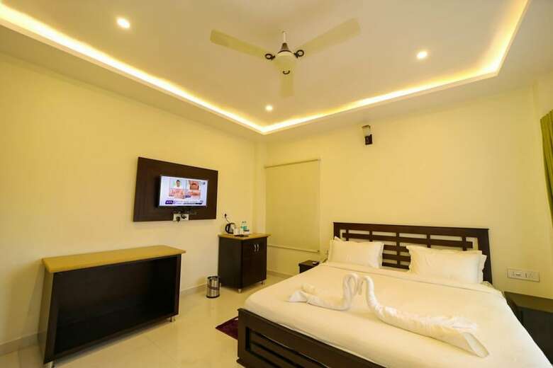 Hotel Aaravam Ganga