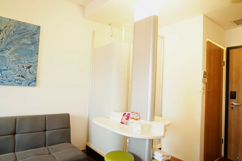 Deka Hotel Surabaya Hr Muhammad