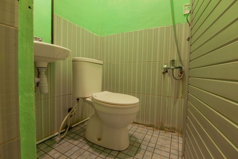 Hotel Oyo 2310 Residence 68