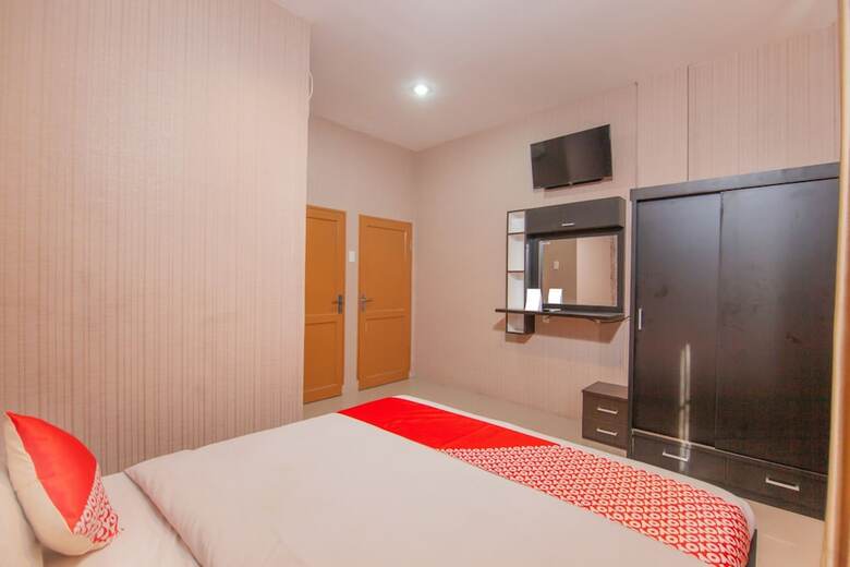 Hotel Oyo 2310 Residence 68