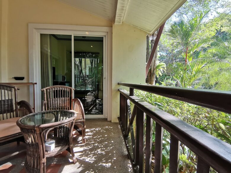 Hotel Thai Modern Resort & Spa