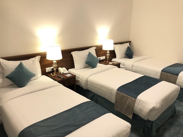 Zaha Al Madina Hotel 2
