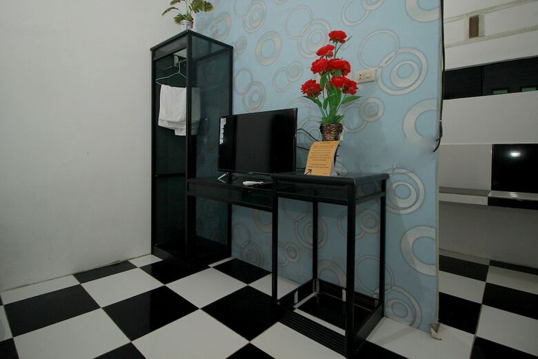 Hostal Spot On 2362 Wisma Ria