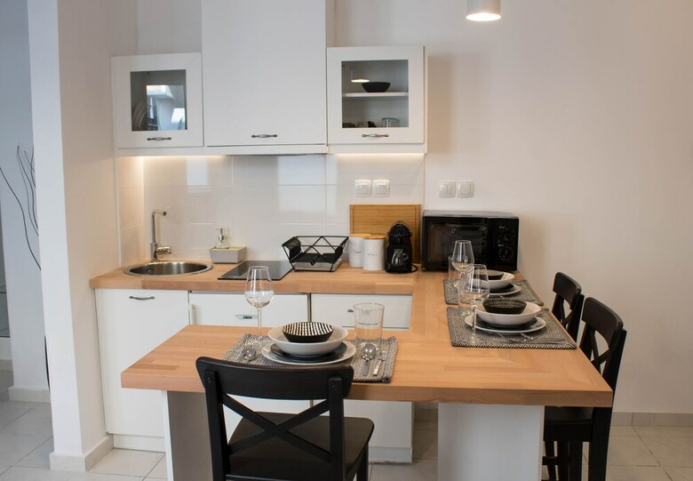 Super Stylish Apartments In Syntagma Square