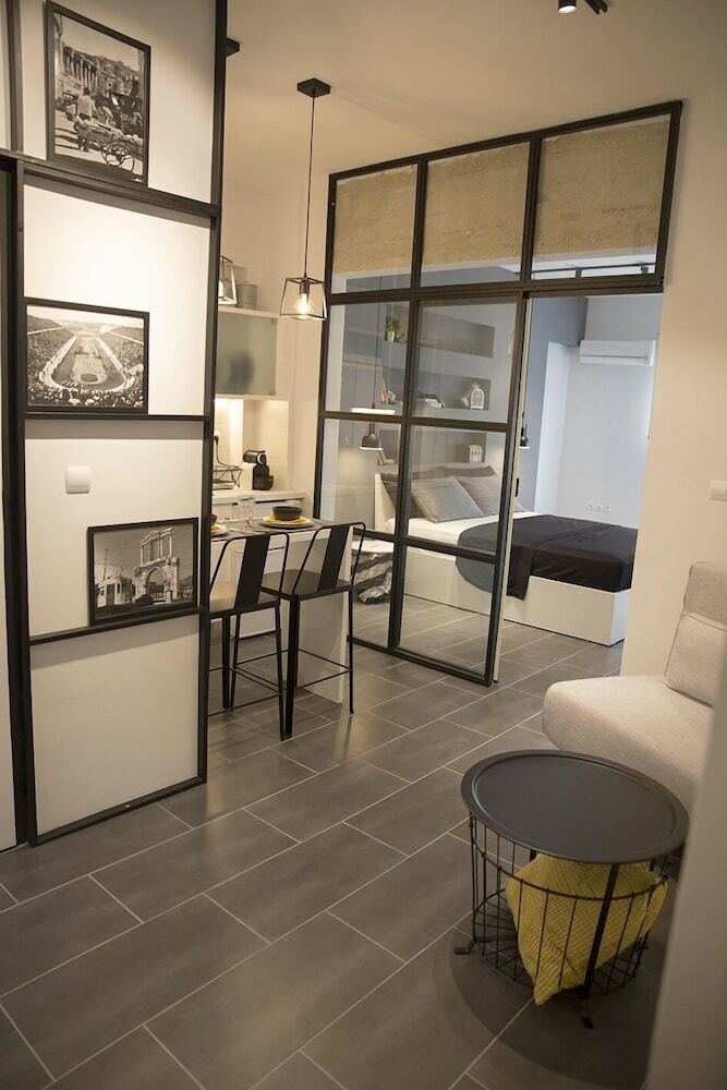 Super Stylish Apartments In Syntagma Square