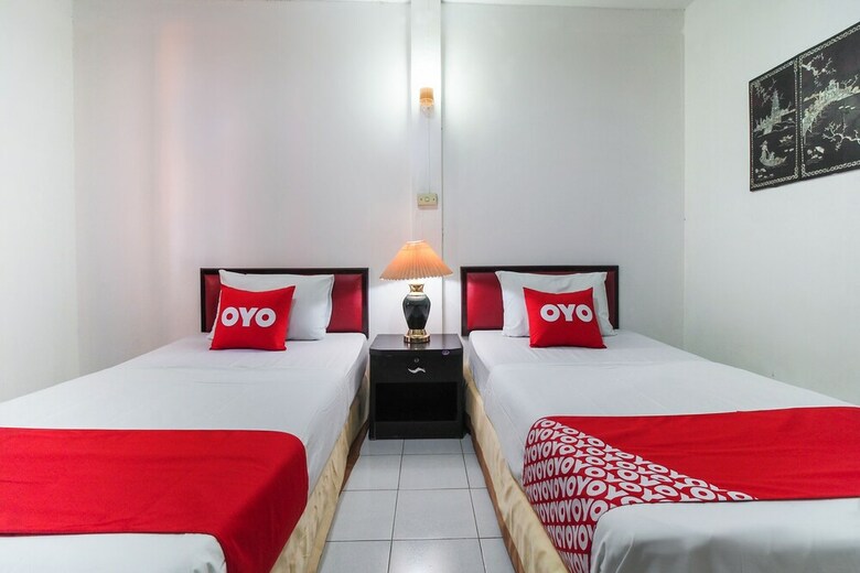Oyo 654 Samanmit Inn Hotel