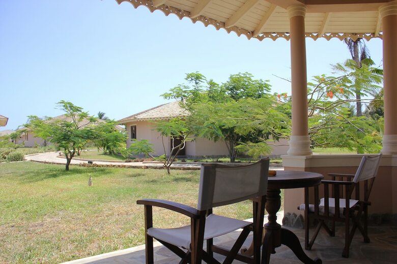 Hotel Ocean Beach Resort & Spa