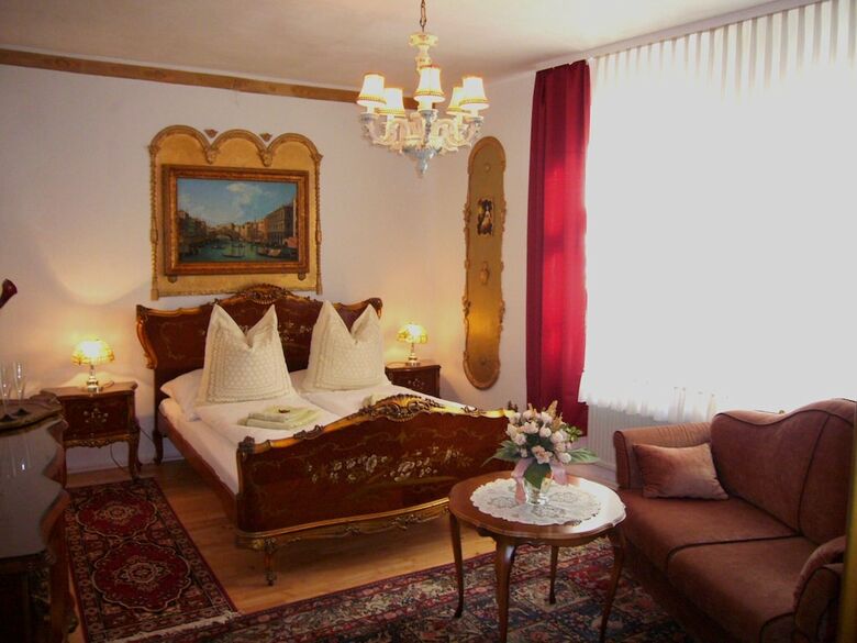 Hotel Koenigreich Romkerhall