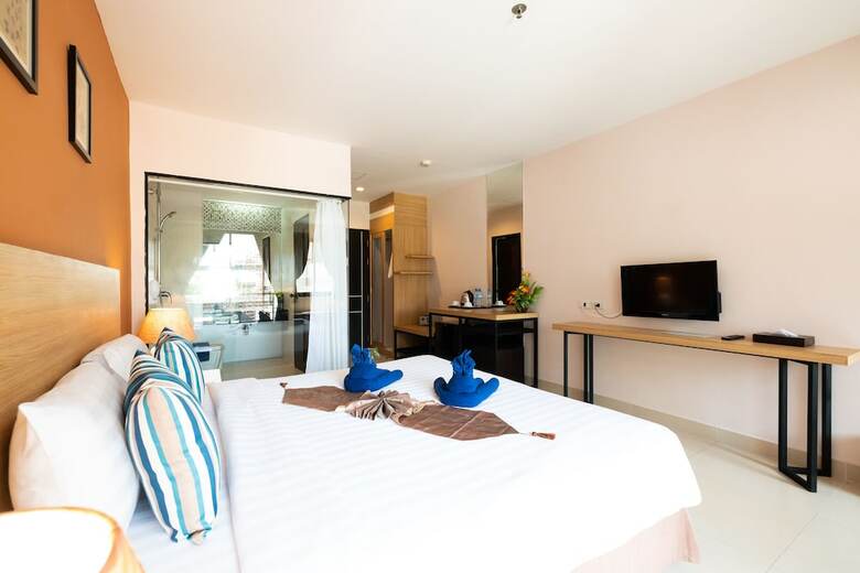 Vogue Pattaya Hotel