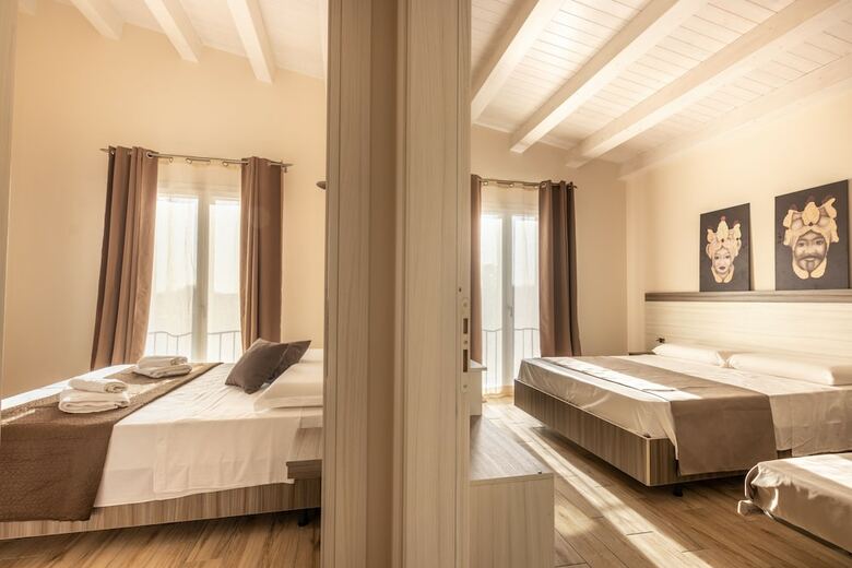 Bed & Breakfast Tramonto Ibleo Resort