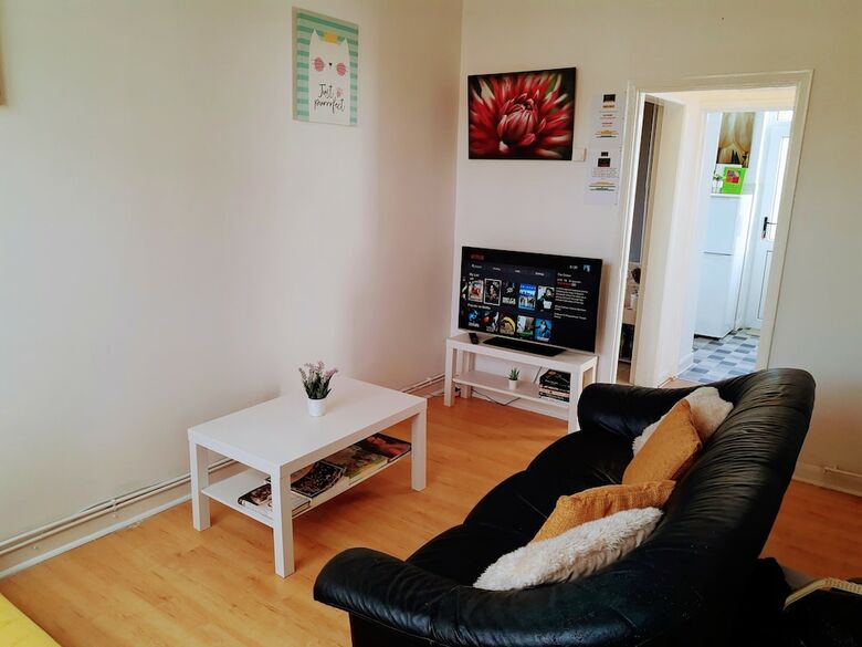 The Windsor Garden Apartment