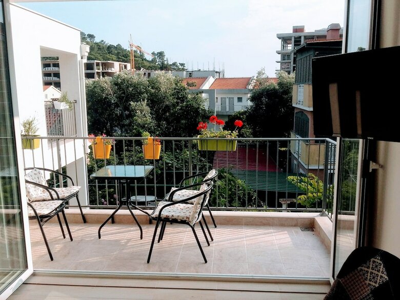Apartamentos Guest House Djonovic