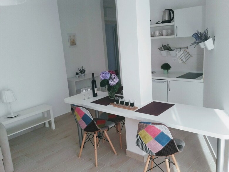 Apartamentos Guest House Djonovic