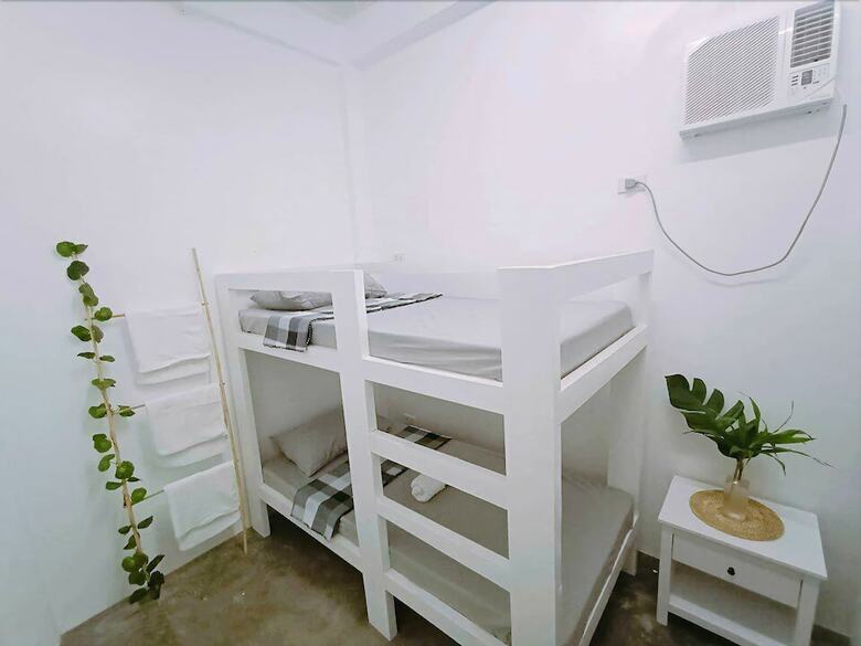 Hotel Tropical Vibes Inn Siargao