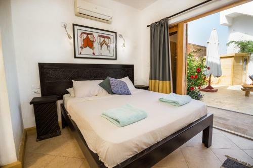 Red C Villas