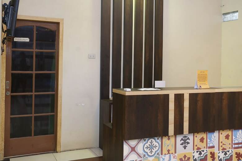 Hostal Spot On 2358 Aster Homestay