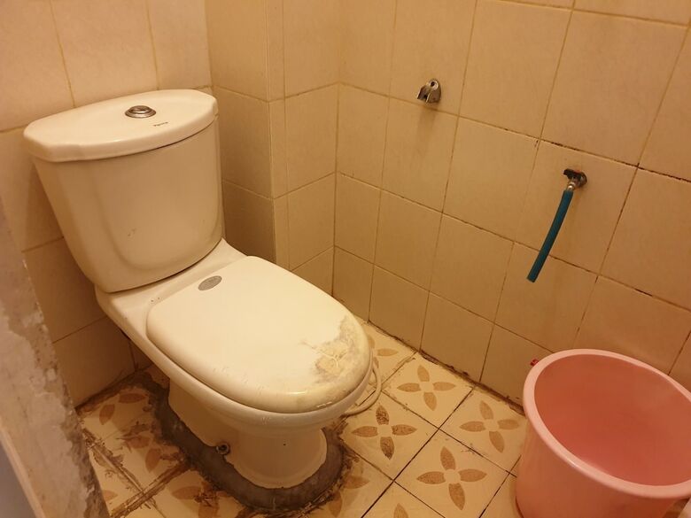 Hostal Oyo 2375 Faris Homestay
