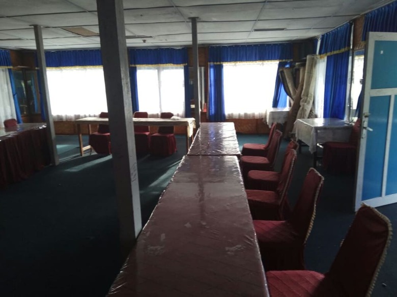 Hotel Lembah Biru Lagoon