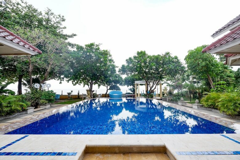 Hotel Oyo 2359 Bayfront Karnadia