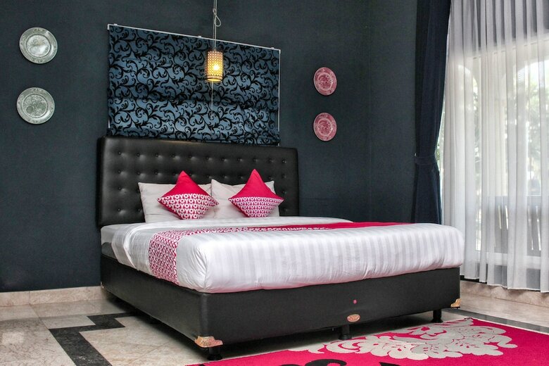 Hotel Oyo 2359 Bayfront Karnadia