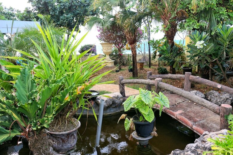 Hotel Oyo 2359 Bayfront Karnadia